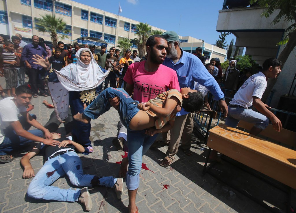 Más de 100 muertos tras el ataque israelí a una escuela en&nbsp;Gaza